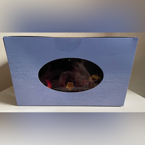 Disney Ultimates Alice in Wonderland Queen of Hearts 7-Inch Scale Action Super7 - Picture 7 of 8